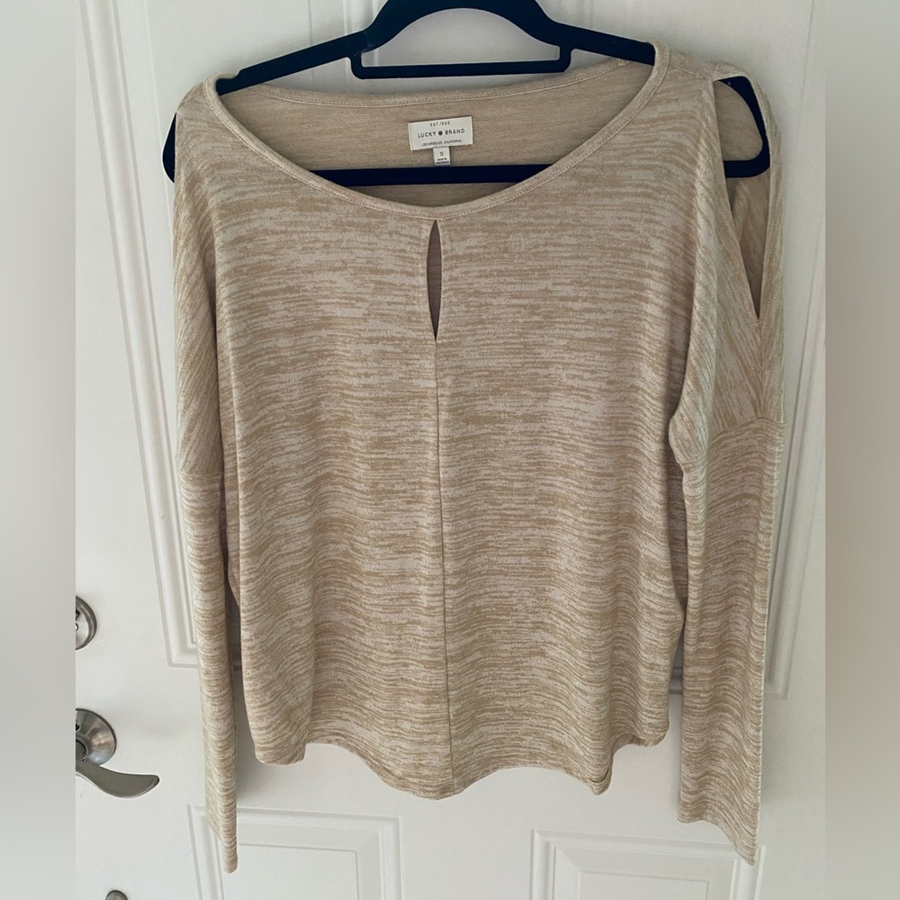Lucky Brand long sleeve cold shoulder shirt size small